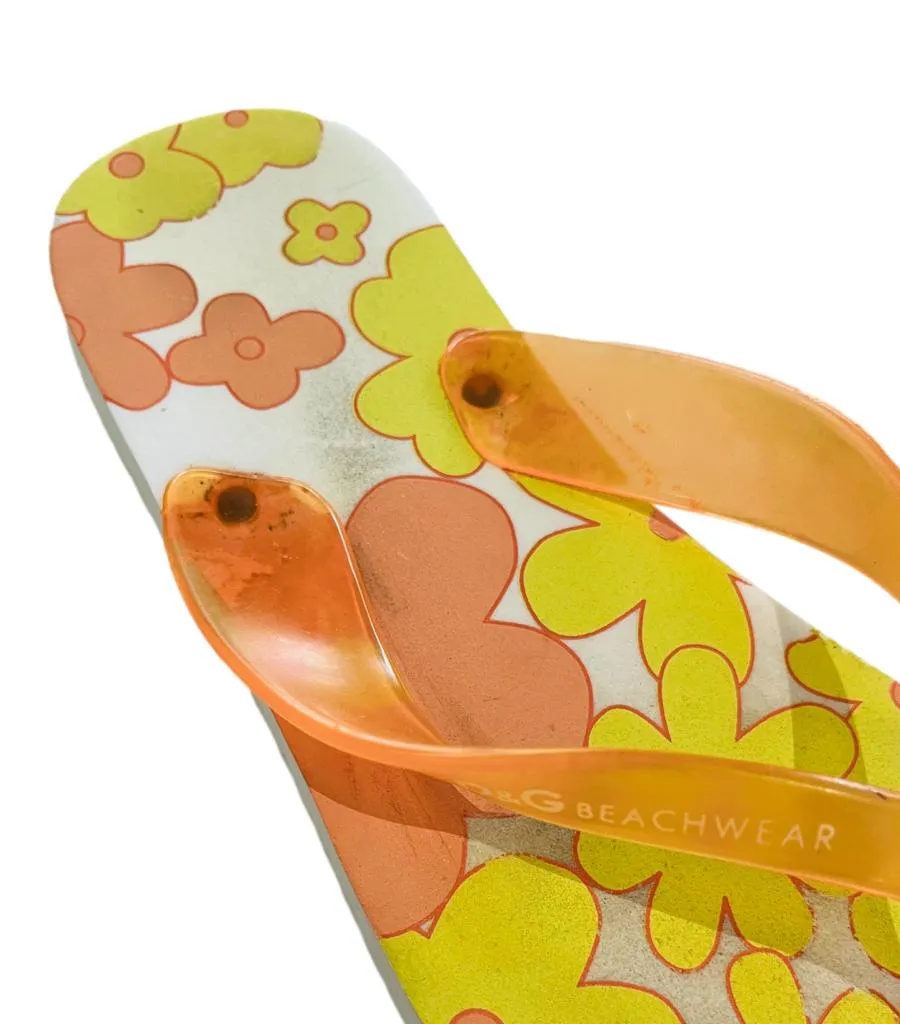 Dolce & Gabbana Floral Print Rubber Flip Flop Sandals. Size L