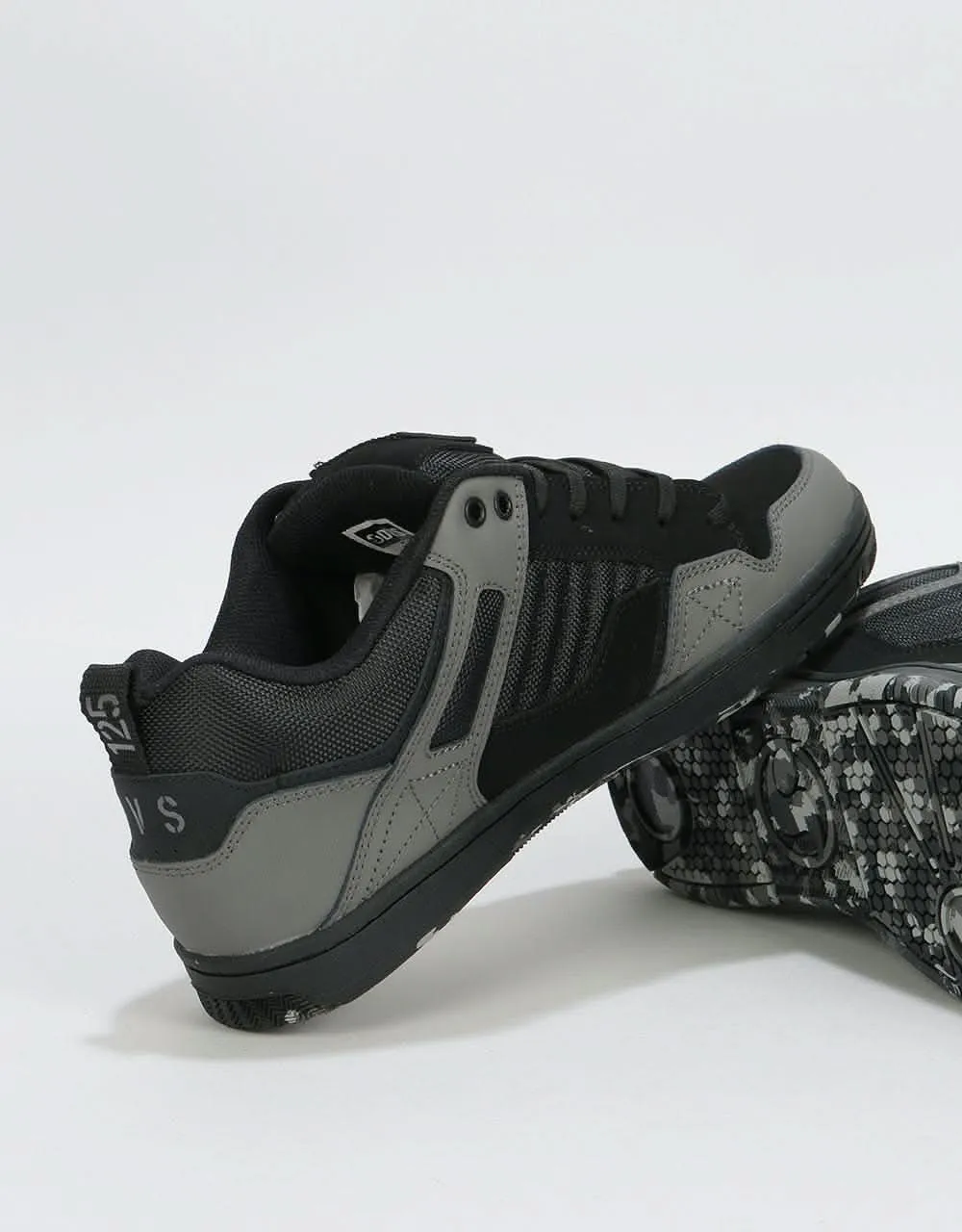 DVS Enduro 125 Skate Shoes - Black/Charcoal/Camo Nubuck