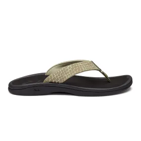 OluKai Women's 'Ohana Pa'i Sandals-Silt/Mo'o