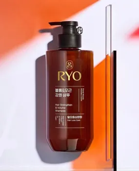 Ryo Heukun Volume Hair Root Strengthening Shampoo Woody Musk Fragrance 480ml