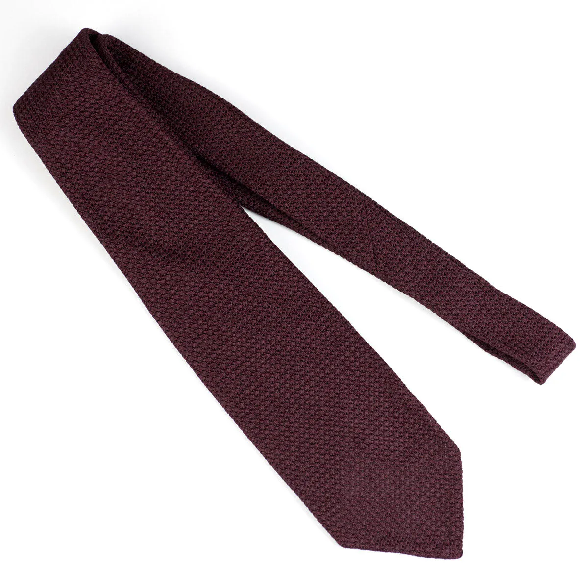 Seven-fold solid burgundy grenadine silk tie, handrolled edges