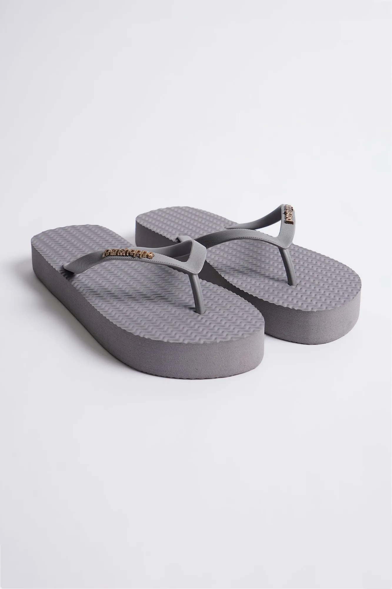 Women's Textured Platform Flip Flops